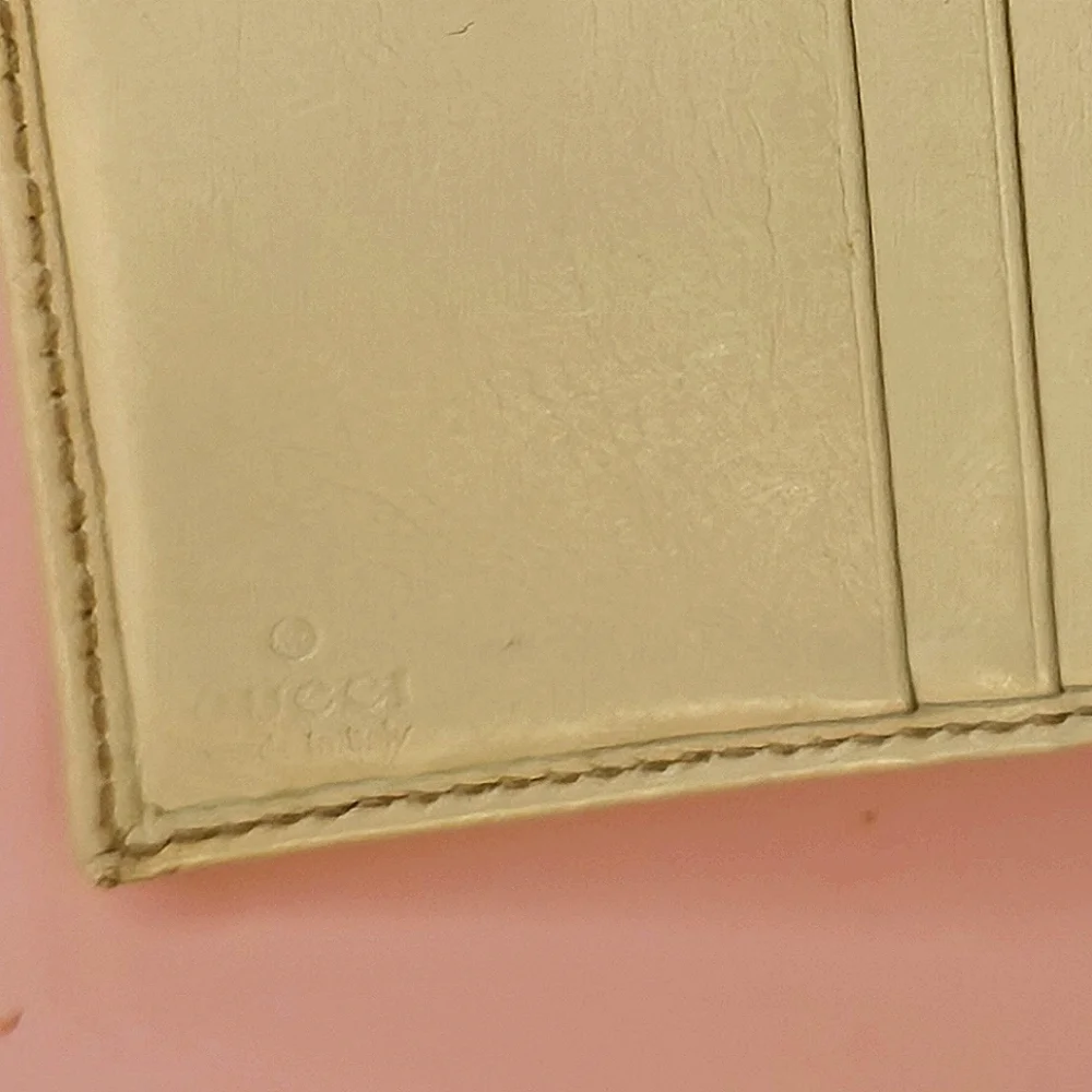 🌟Gucci Guccissima Leather Bifold Vintage Cream Wallet 🤍